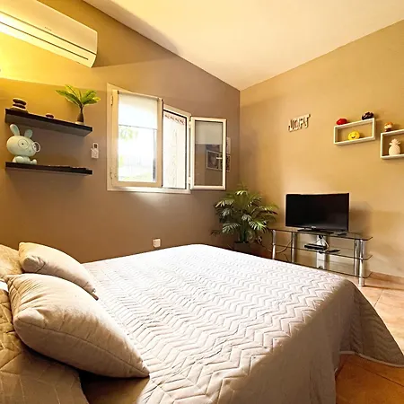 ホームステイ Delice Du Maquis Corse ポルトヴェッキオ